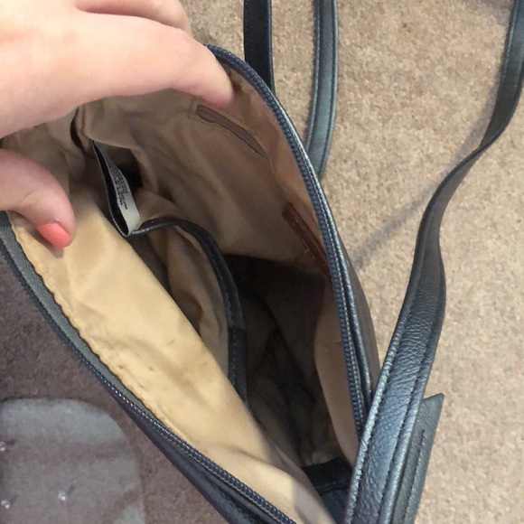 Purse - Picture 2 of 3